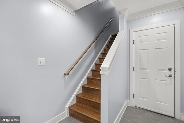 5601 44TH AVE, Hyattsville, MD 20781