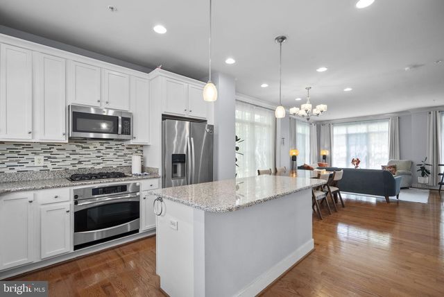 5601 44TH AVE, Hyattsville, MD 20781