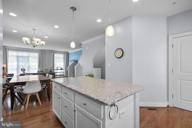 5601 44TH AVE, Hyattsville, MD 20781