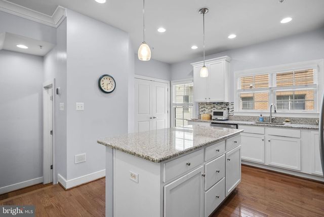 5601 44TH AVE, Hyattsville, MD 20781