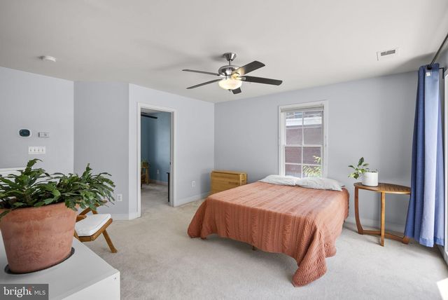 5601 44TH AVE, Hyattsville, MD 20781