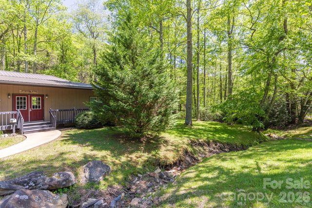 9999 Fairview Forest Drive, Fairview, NC 28730