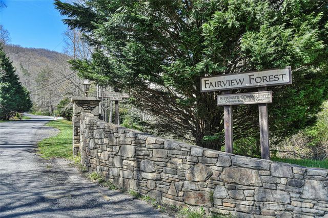 9999 Fairview Forest Drive, Fairview, NC 28730