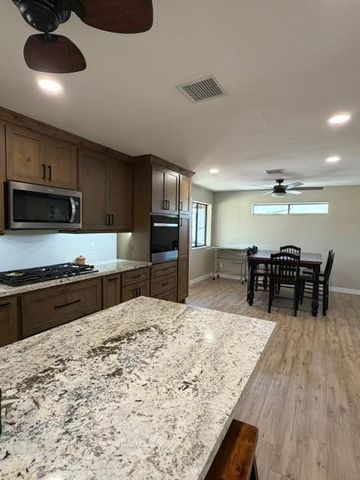20445 N 21St Street, Phoenix, AZ 85024