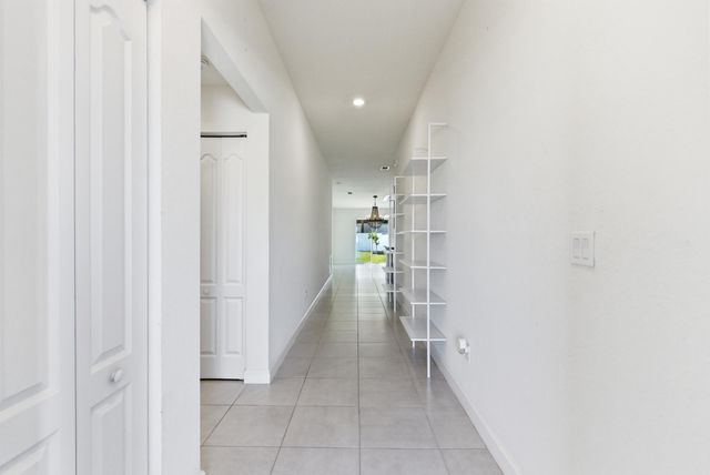 888 Bent Creek Drive, Fort Pierce, FL 34947