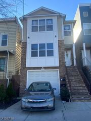262 2Nd Ave, Newark City, NJ 07107