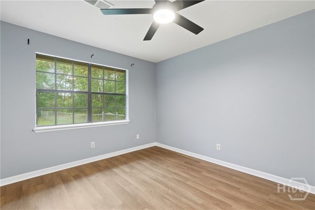 1098 Live Oak Drive, Hinesville, GA 31313