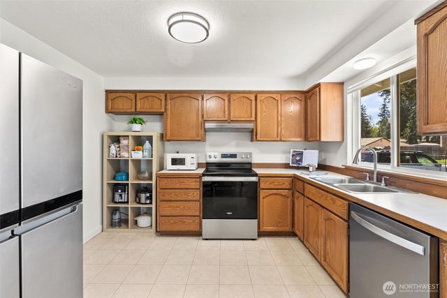 11914 27th Court NE, Lake Stevens, WA 98258