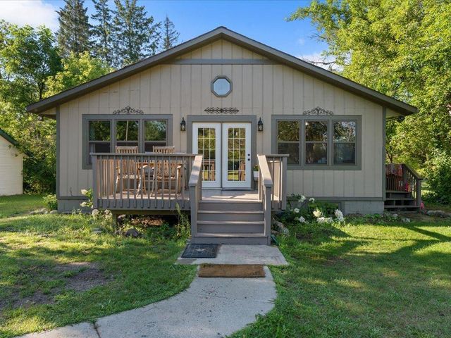 4459 E Sibley Street, Pequot Lakes, MN 56472