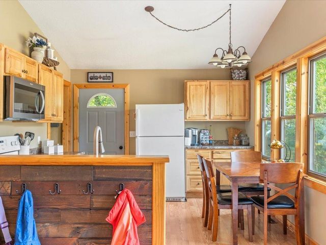 4459 E Sibley Street, Pequot Lakes, MN 56472