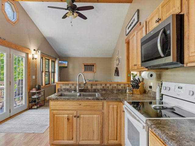 4459 E Sibley Street, Pequot Lakes, MN 56472