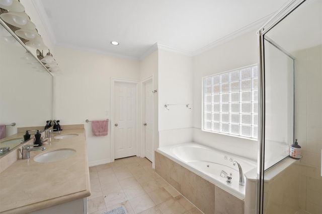 4127 Amherst Street, West University Place, TX 77005
