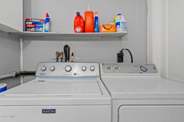 11 Lilac Lane, Troy, NY 12180