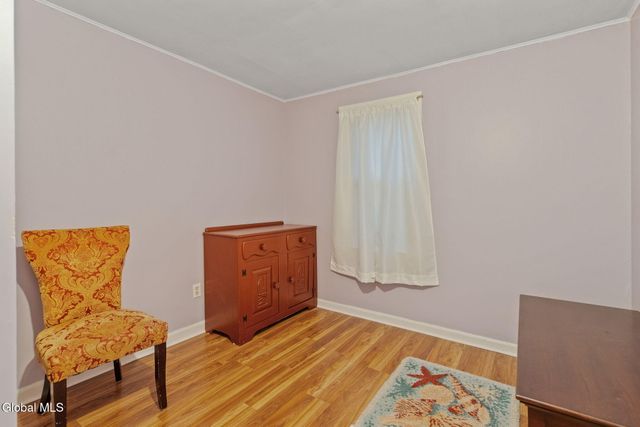 11 Lilac Lane, Troy, NY 12180