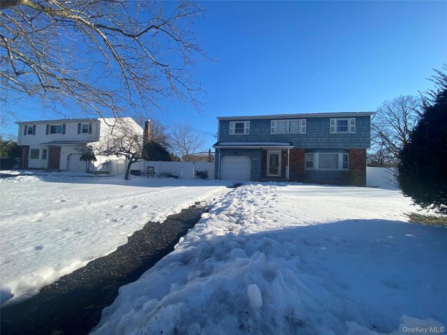 732 3rd Street, Ronkonkoma, NY 11779