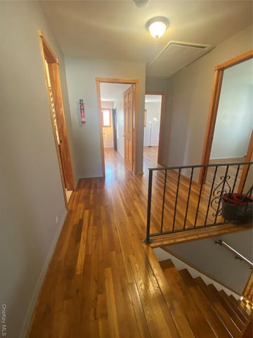 732 3rd Street, Ronkonkoma, NY 11779