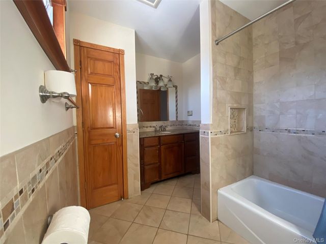 732 3rd Street, Ronkonkoma, NY 11779