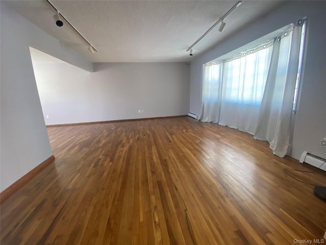 732 3rd Street, Ronkonkoma, NY 11779