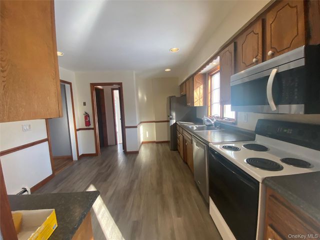 732 3rd Street, Ronkonkoma, NY 11779