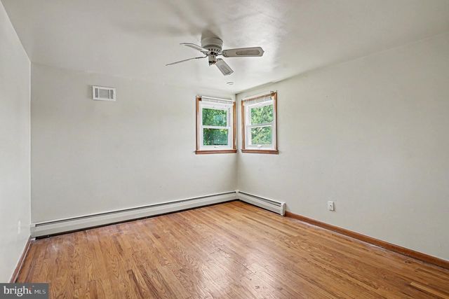 524 HIGHGATE RD, Norristown, PA 19403