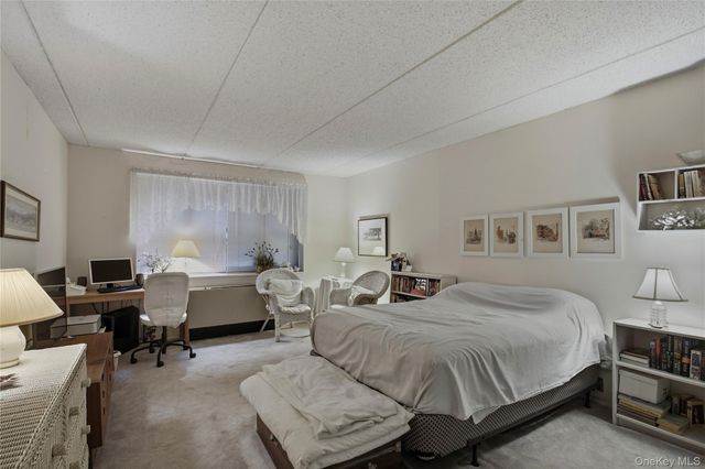 1376 Midland Avenue 105, Bronxville, NY 10708