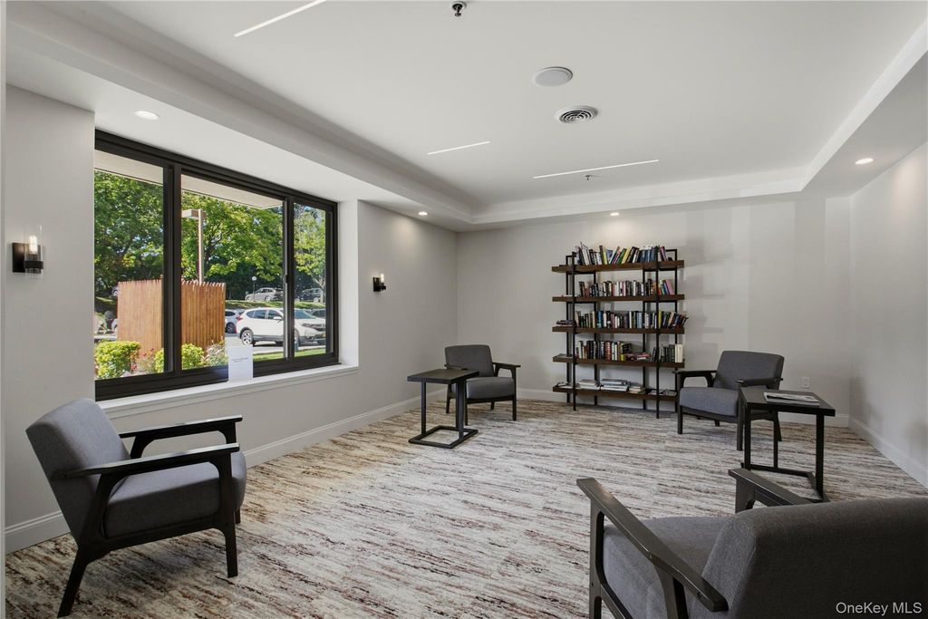1376 Midland Avenue 105, Bronxville, NY 10708 — photo 3