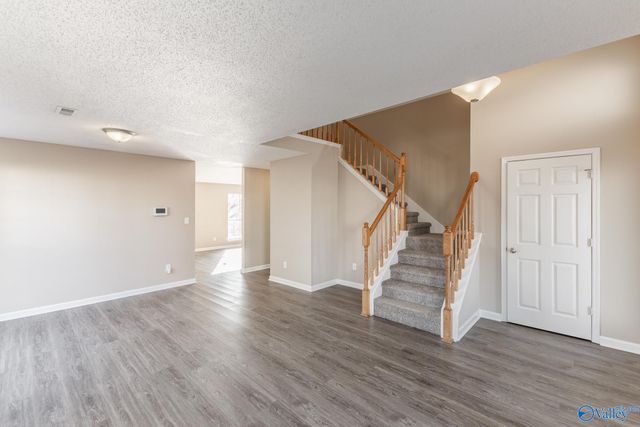 2543 Bonnie Oaks Drive SW, Huntsville, AL 35803