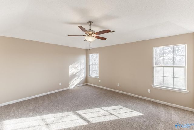 2543 Bonnie Oaks Drive SW, Huntsville, AL 35803