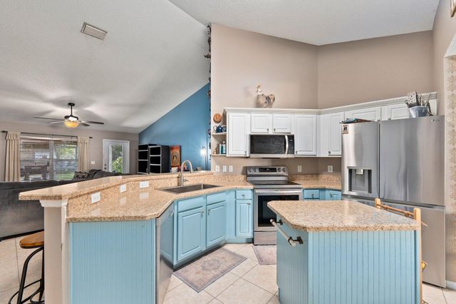 6610 NW Omega Road, Port St. Lucie, Port St Lucie, FL 34983