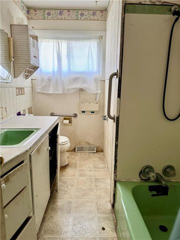 5821 Rosehill Road, Shawnee, KS 66216
