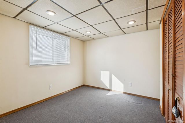 33 Fairlawn Lane, Centereach, NY 11720