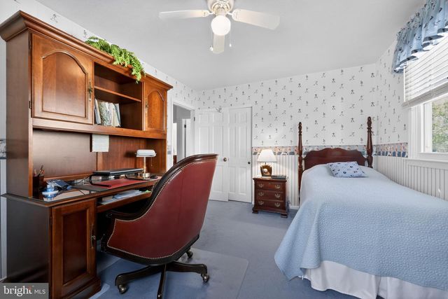 878 MOREFIELD RD, Philadelphia, PA 19115