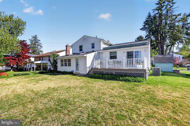 878 MOREFIELD RD, Philadelphia, PA 19115