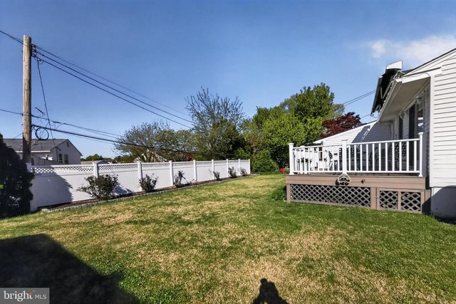 878 MOREFIELD RD, Philadelphia, PA 19115