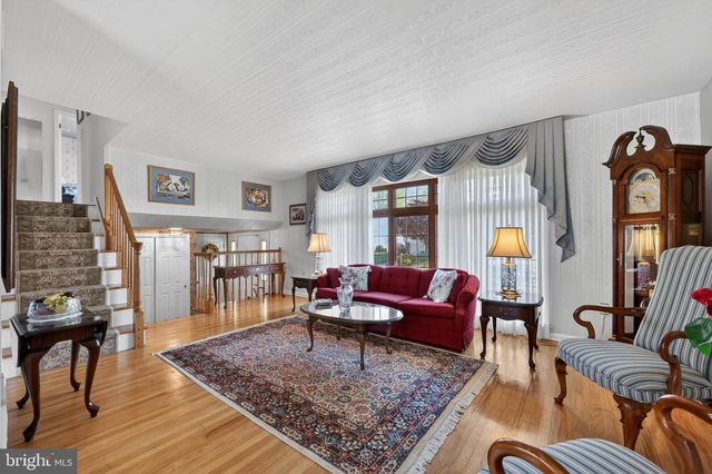 878 MOREFIELD RD, Philadelphia, PA 19115