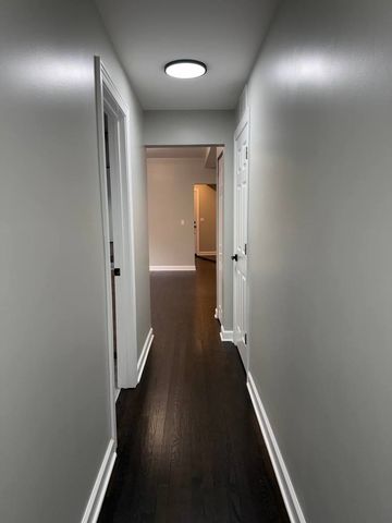 3247 W Thomas Street 1R, Chicago, IL 60651