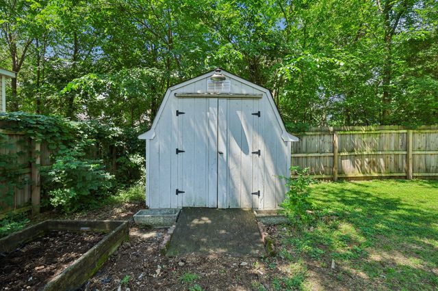 911 Buckhaven Dr, Smyrna, TN 37167