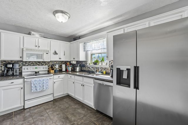 911 Buckhaven Dr, Smyrna, TN 37167