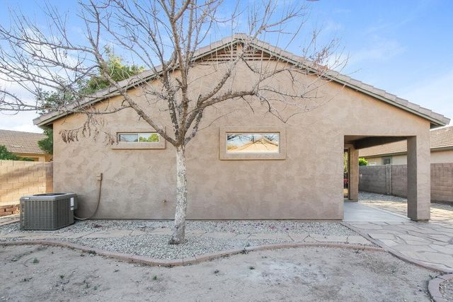 8713 N 58th Lane, Glendale, AZ 85302