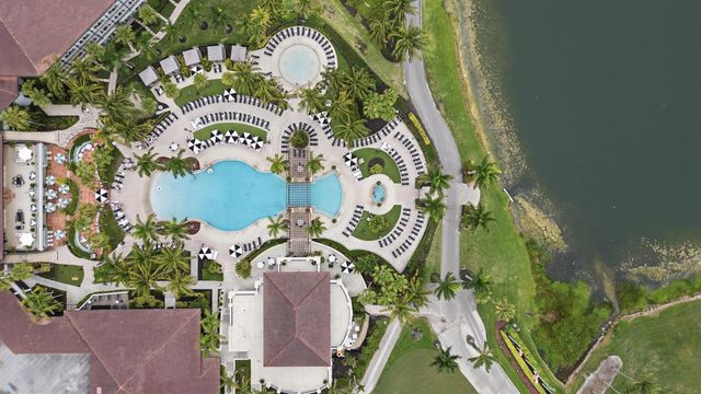 250 Cypress Point Drive, Palm Beach Gardens, FL 33418
