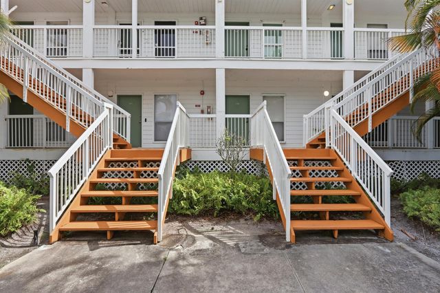 250 Cypress Point Drive, Palm Beach Gardens, FL 33418