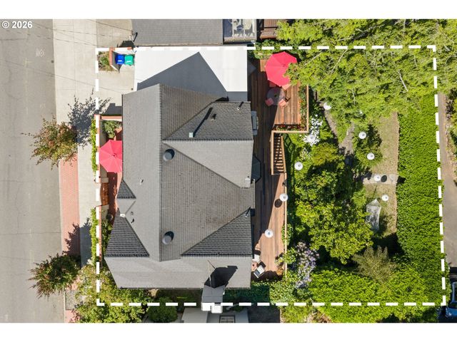 2939 Nw CORNELL Rd, Portland, OR 97210