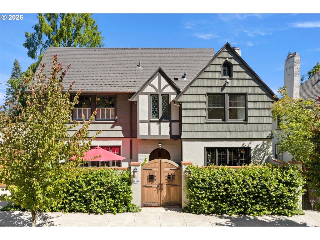 2939 Nw CORNELL Rd, Portland, OR 97210