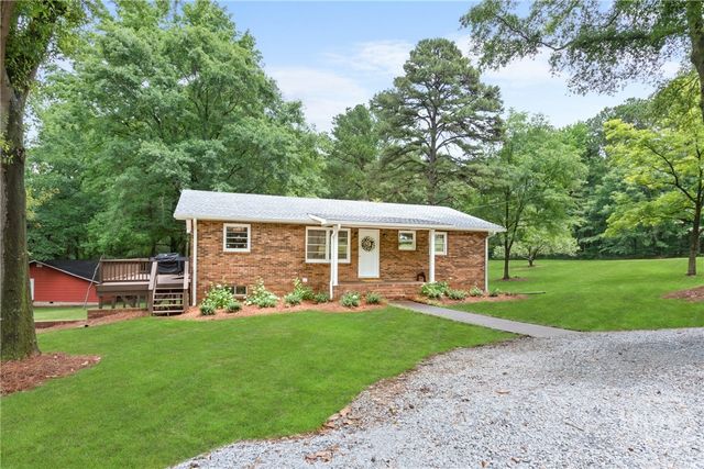 764 Sandy Cross Road, Lexington, GA 30648