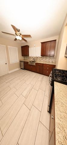 2845 57Th STREET, Milwaukee, WI 53210