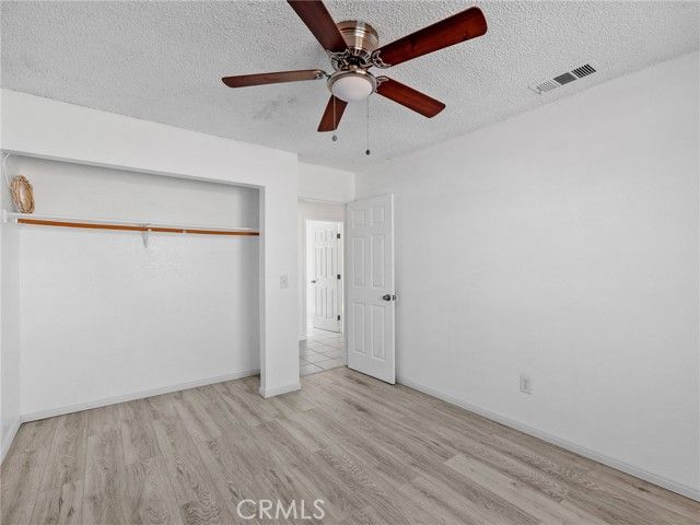 18063 Catalpa Street., Hesperia, CA 92345