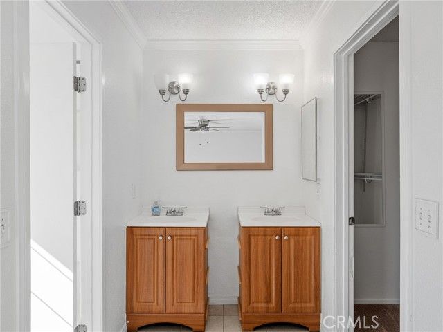 18063 Catalpa Street., Hesperia, CA 92345