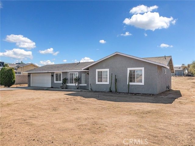 18063 Catalpa Street., Hesperia, CA 92345