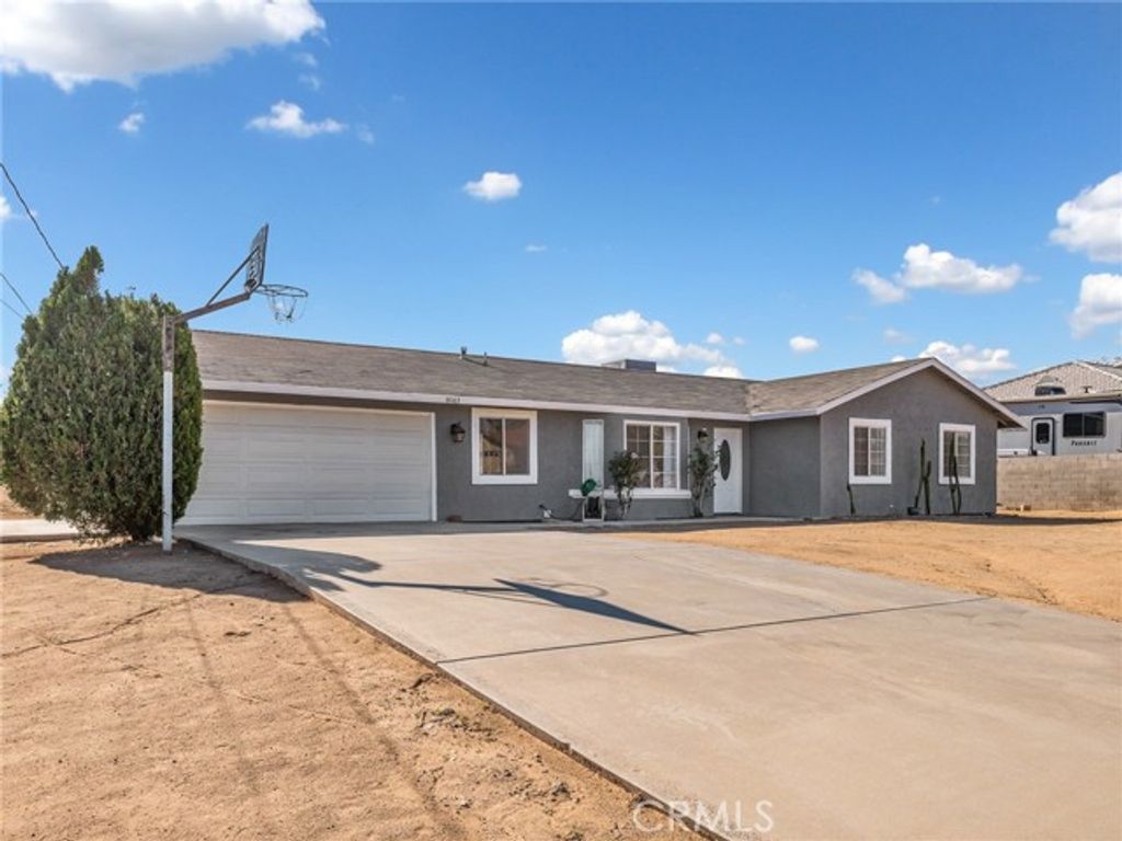 18063 Catalpa Street., Hesperia, CA 92345