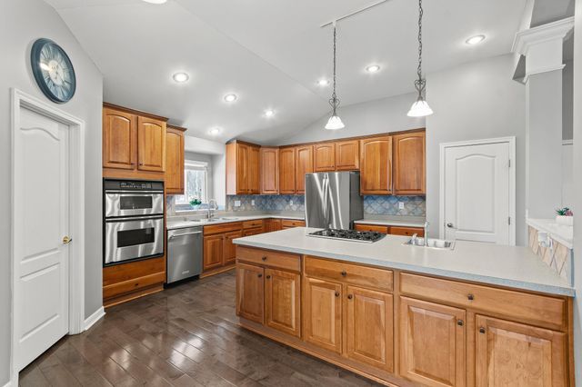 250 Ridgepointe Drive, Cold Spring, KY 41076